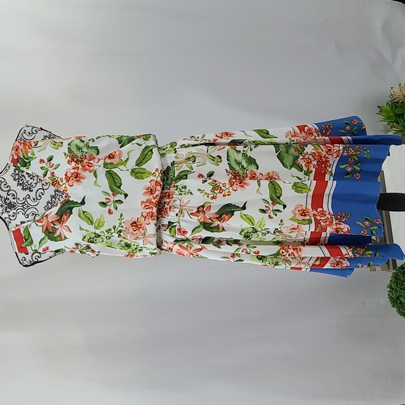 Tommy Hilfiger Capri Floral  Dress - Picture 2 of 8